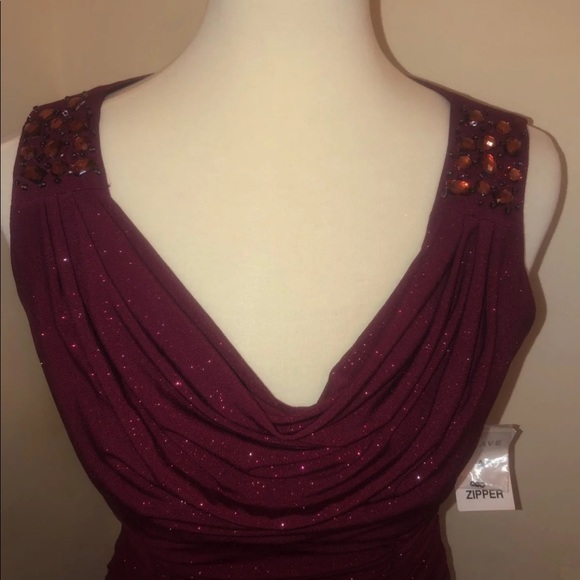 Maroon glittery dress Medium - Picture 2 of 8